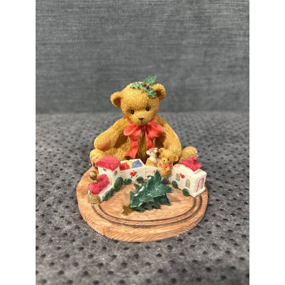 Cherished Teddies "Terry" Figurine Christmas Scene Train & Tree 2001 Collectible - Picture 1 of 8